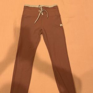 Vuori leggings size small
